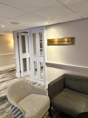 デルタ・ヒースローのExecutive Lounge入口