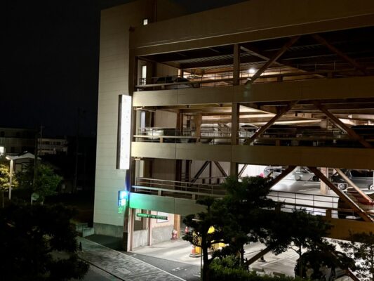 浜松マリオットホテルの駐車場入口